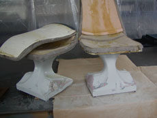 Seat in need of being repaired.